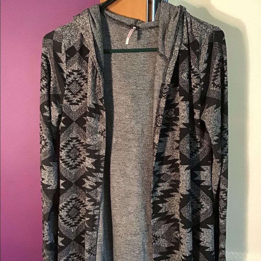 Cardigan - Picture 2 of 3